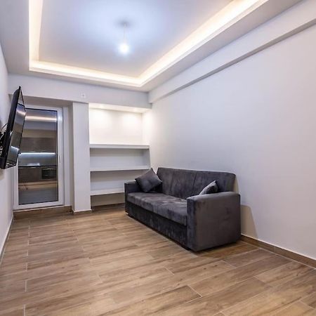Pollys Place Appartement Athene Buitenkant foto