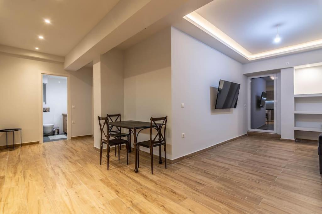 Pollys Place Appartement Athene Buitenkant foto